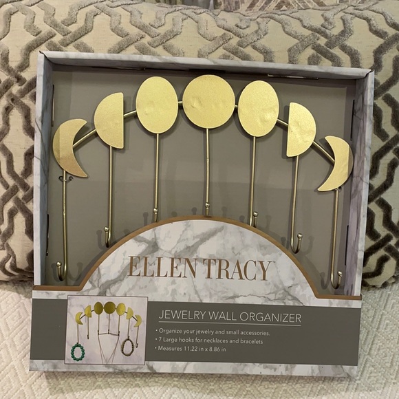 Ellen Tracy Storage & Organization Nib Ellen Tracy Jewelry Wall